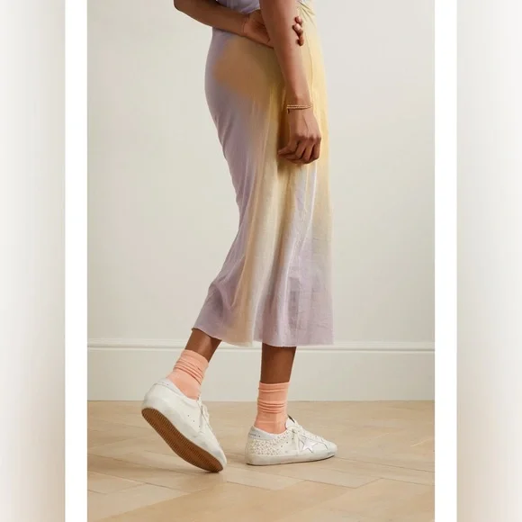 GOLDEN GOOSE
Superstar pearl-embellished distressed leather sneakers - Picture 4 of 5